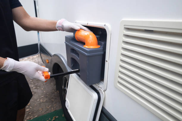 Portable Toilet Options We Offer in Booker, TX